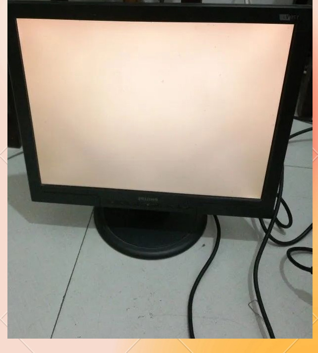 How to prevent the LCD screen backlight from turning yellow