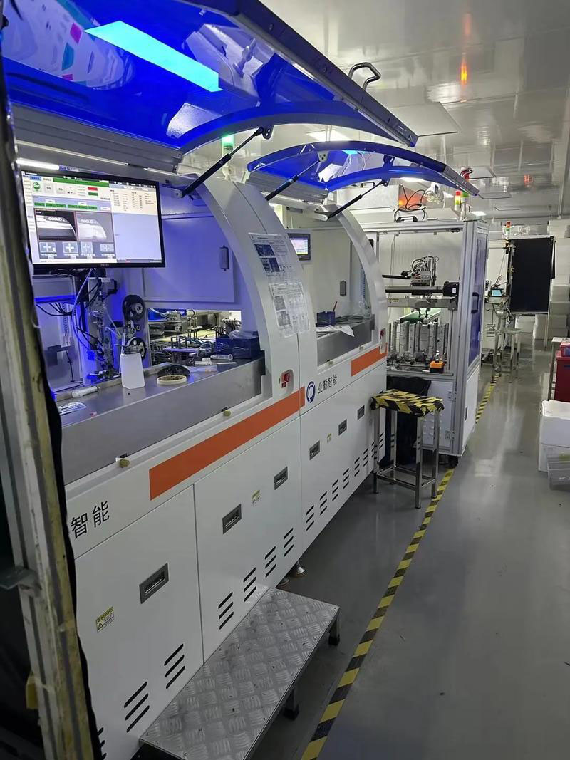 Shenzhen Hongjia Technology adds fully automatic backlight and LCD assembly machines, eliminating labor