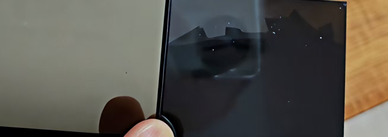 Differences in Transmittance Between TN and IPS LCD Glass